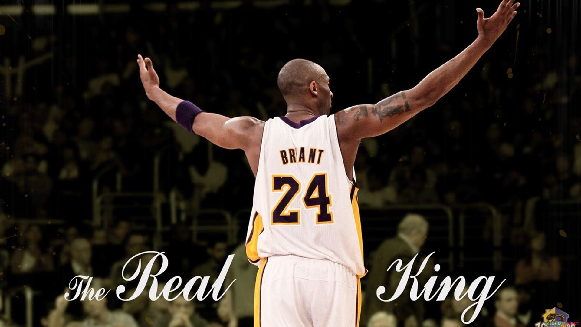 冠军球队球员设立个人奖学金鼓励本地优秀学子发展,球队获得冠军的祝贺词