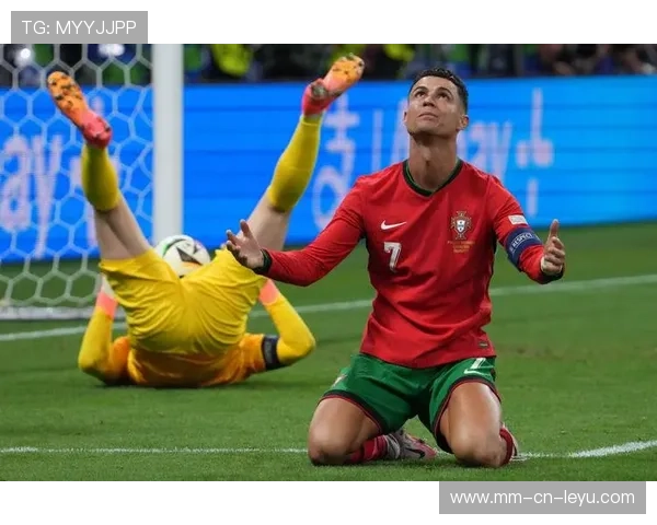 C罗拼尽全力，葡萄牙再战世界杯，冲击最后一冠